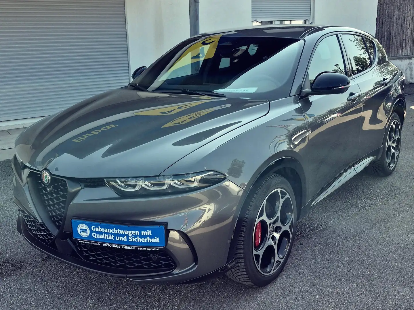 Alfa Romeo Tonale Veloce Hybrid, Matrix, Navi, Kamera, ACC Grau - 1