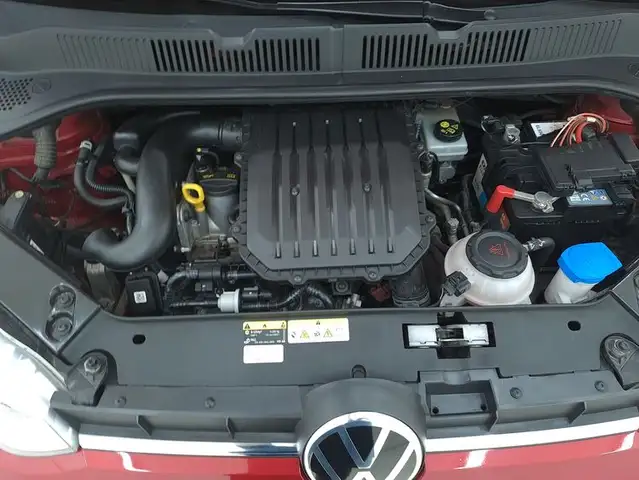 Volkswagen Up! view 13
