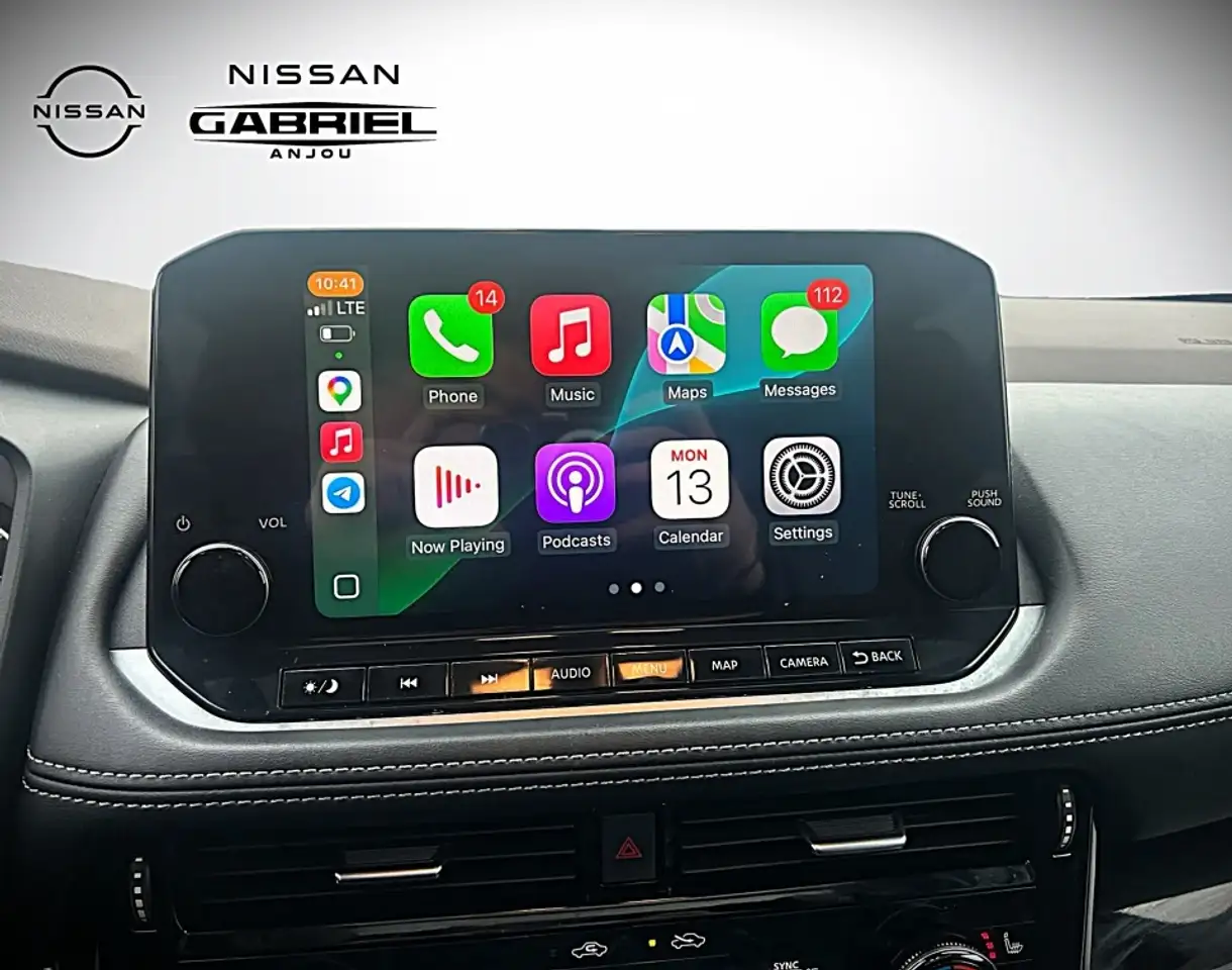 Nissan Rogue снимка Nissan Rogue