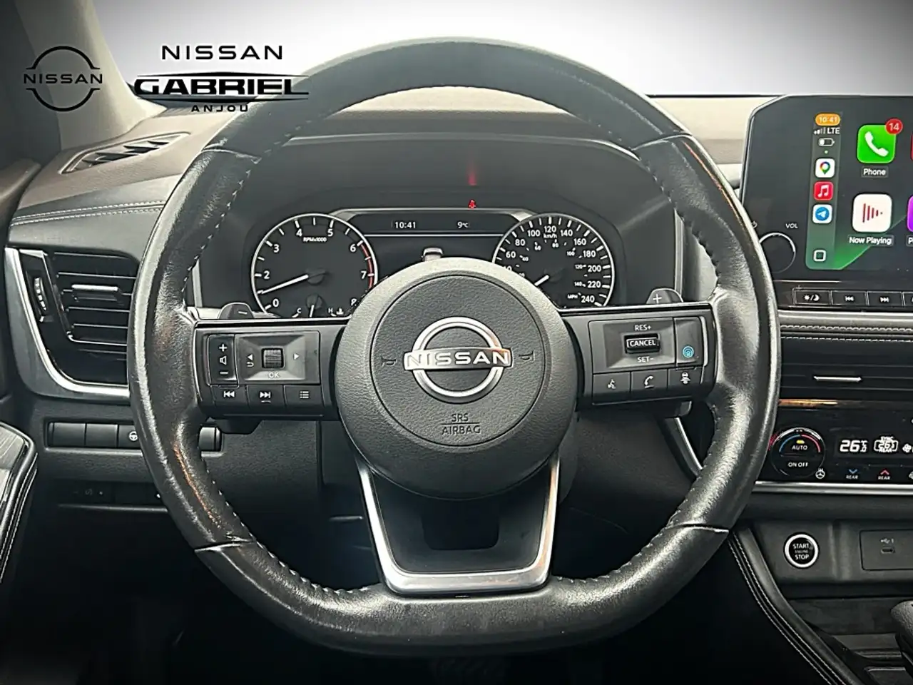 Nissan Rogue снимка Nissan Rogue