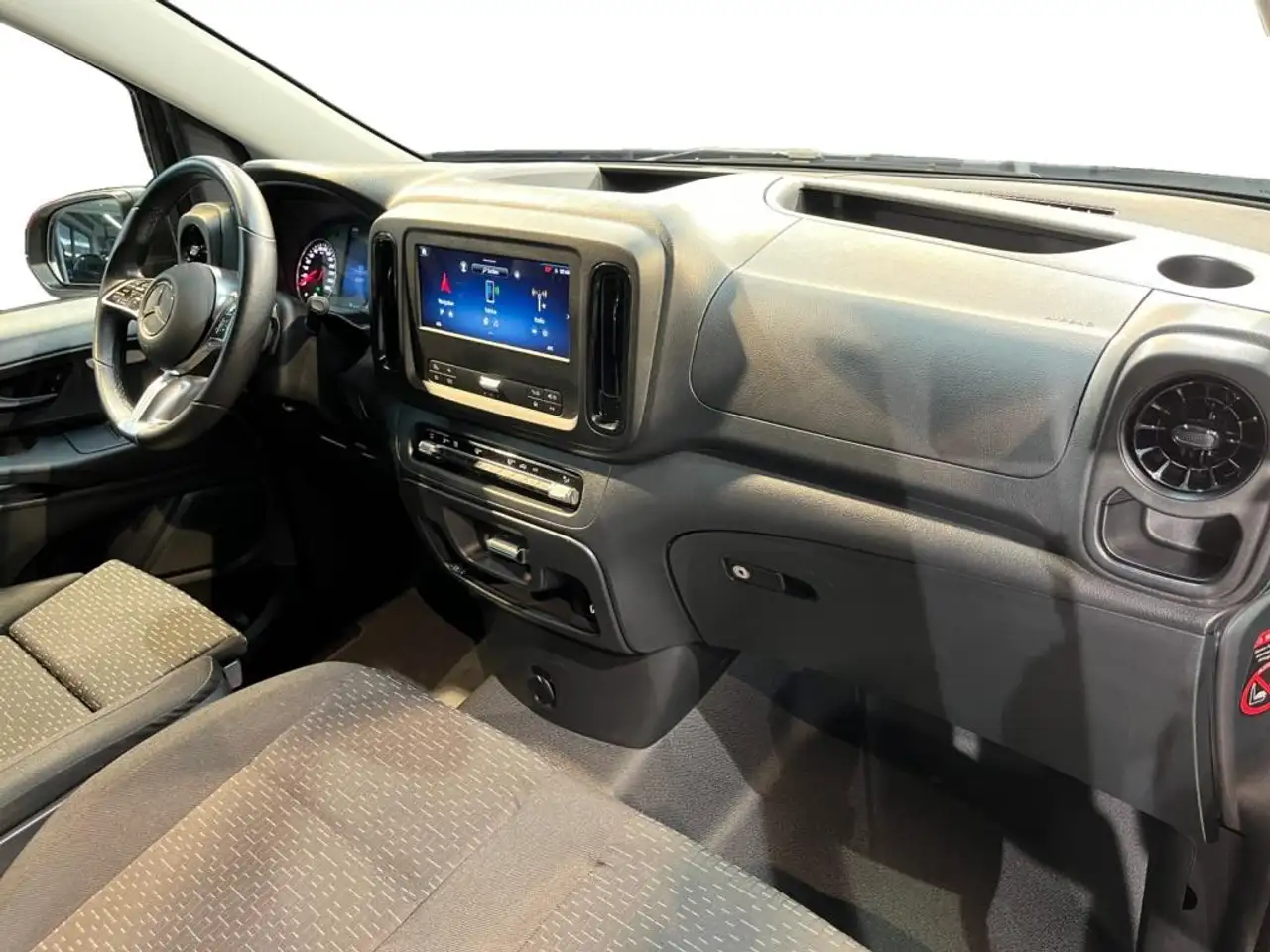 Mercedes-Benz Vito 119 Tourer **MBUX,Navi,Winter,AHK,R-Cam,KlimaA 4