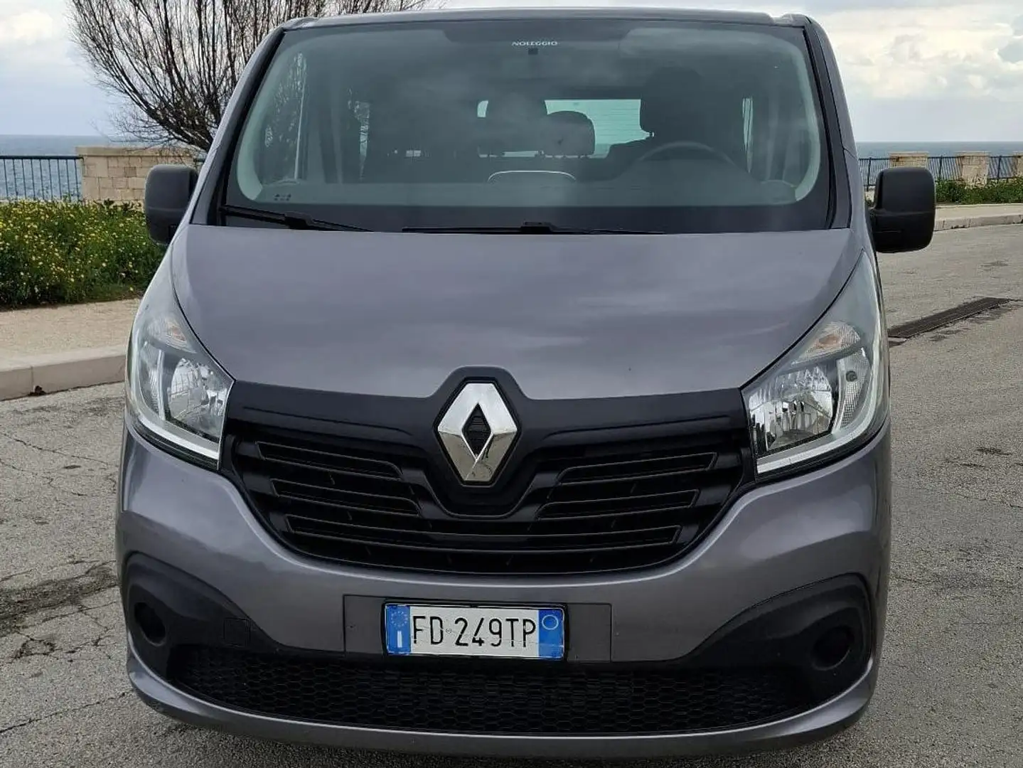 Renault Trafic 4a Serie T29 1.6 dCi 125CV s&S PL-TN INTENS HEAVY Grigio - 1