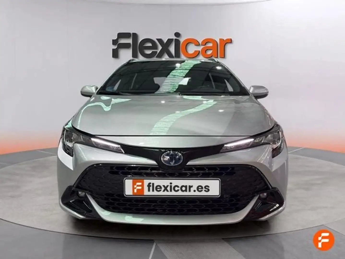 Toyota Corolla Touring Sports 140H Active Plus Gris - 2