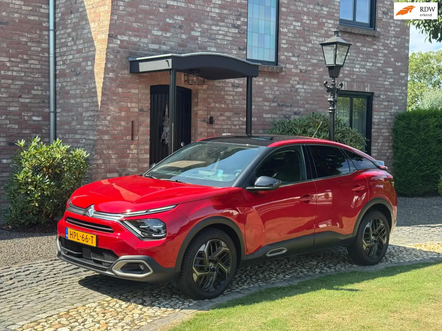 Citroen C4 1.2 Shine Panodak Leder Massage Navi Rojo - 1