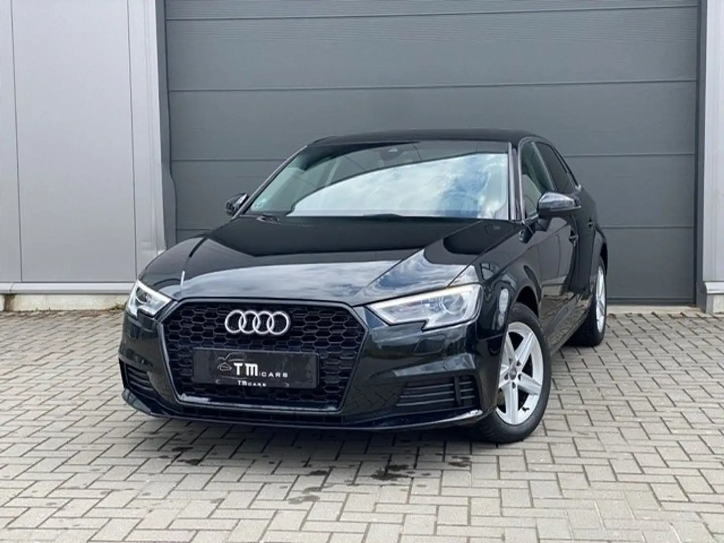 Audi A3 LED/LEDER/NAVI/ADAPTIEVE CRUISE CONTROLE Zwart - 1