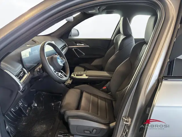 BMW iX1 view 10