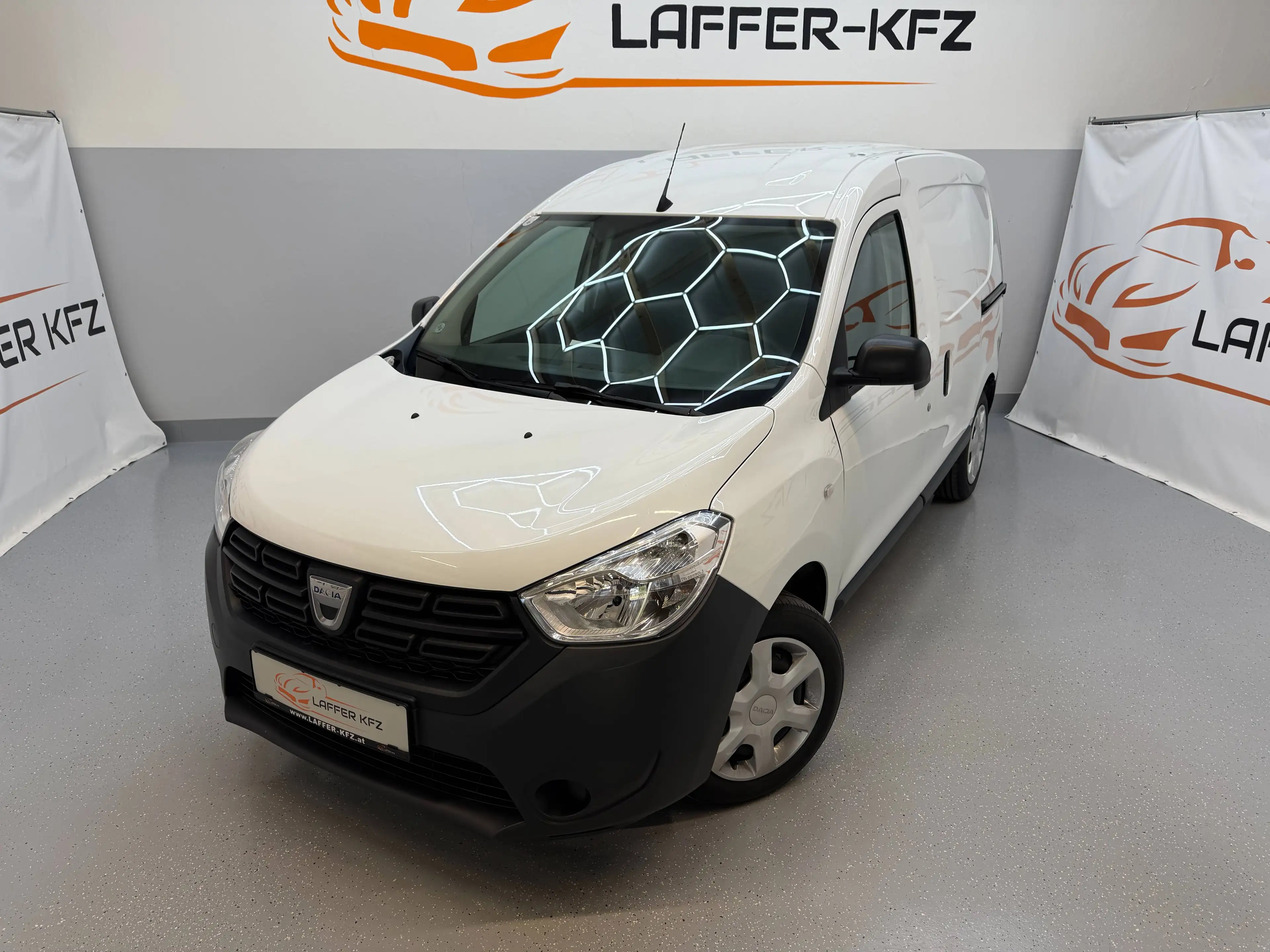 Dacia Dokker Comfort TCe 130 KLIMA PDC AHK — photo 3