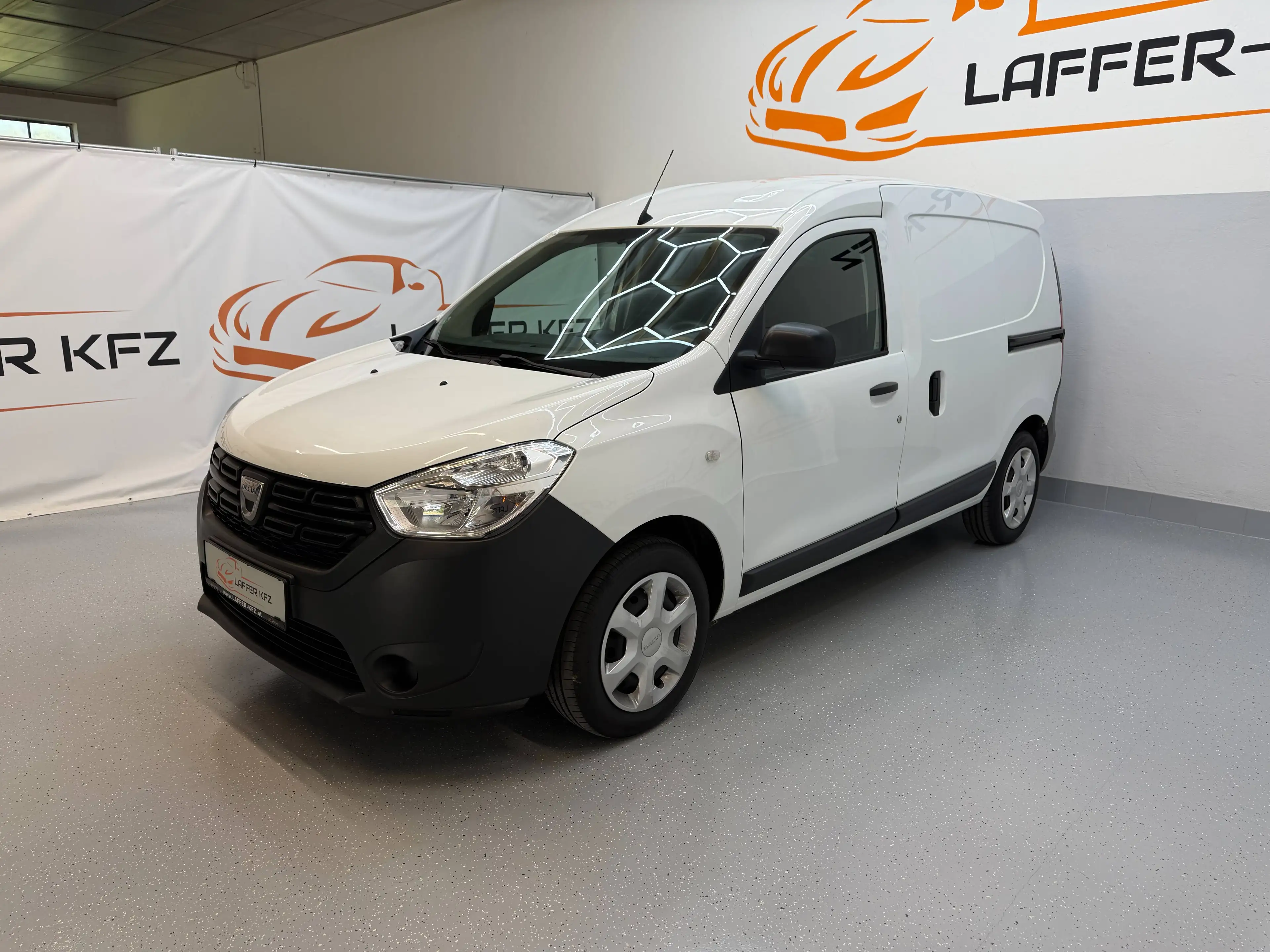 Dacia Dokker Comfort TCe 130 KLIMA PDC AHK — photo 5
