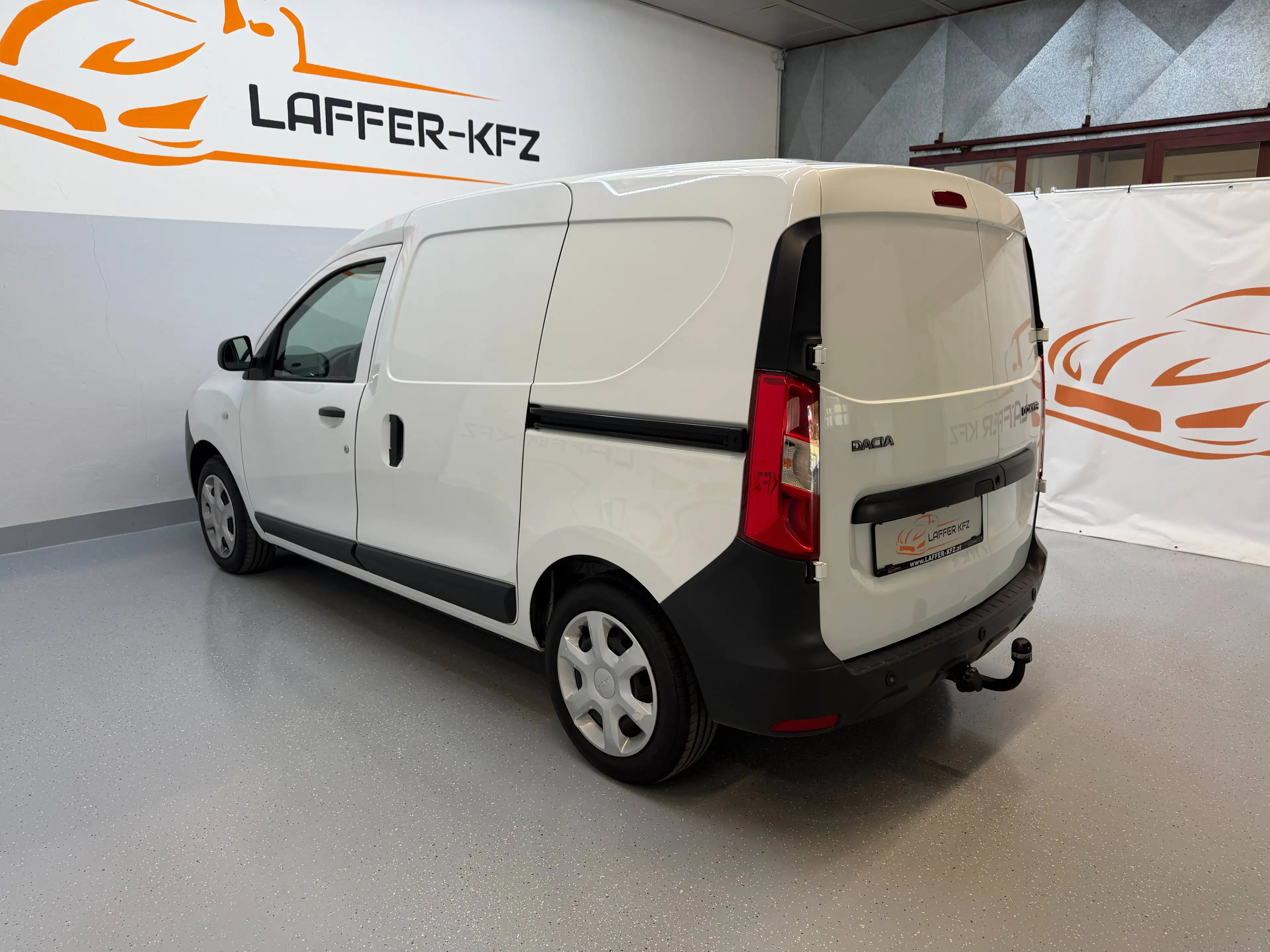 Dacia Dokker Comfort TCe 130 KLIMA PDC AHK — photo 10