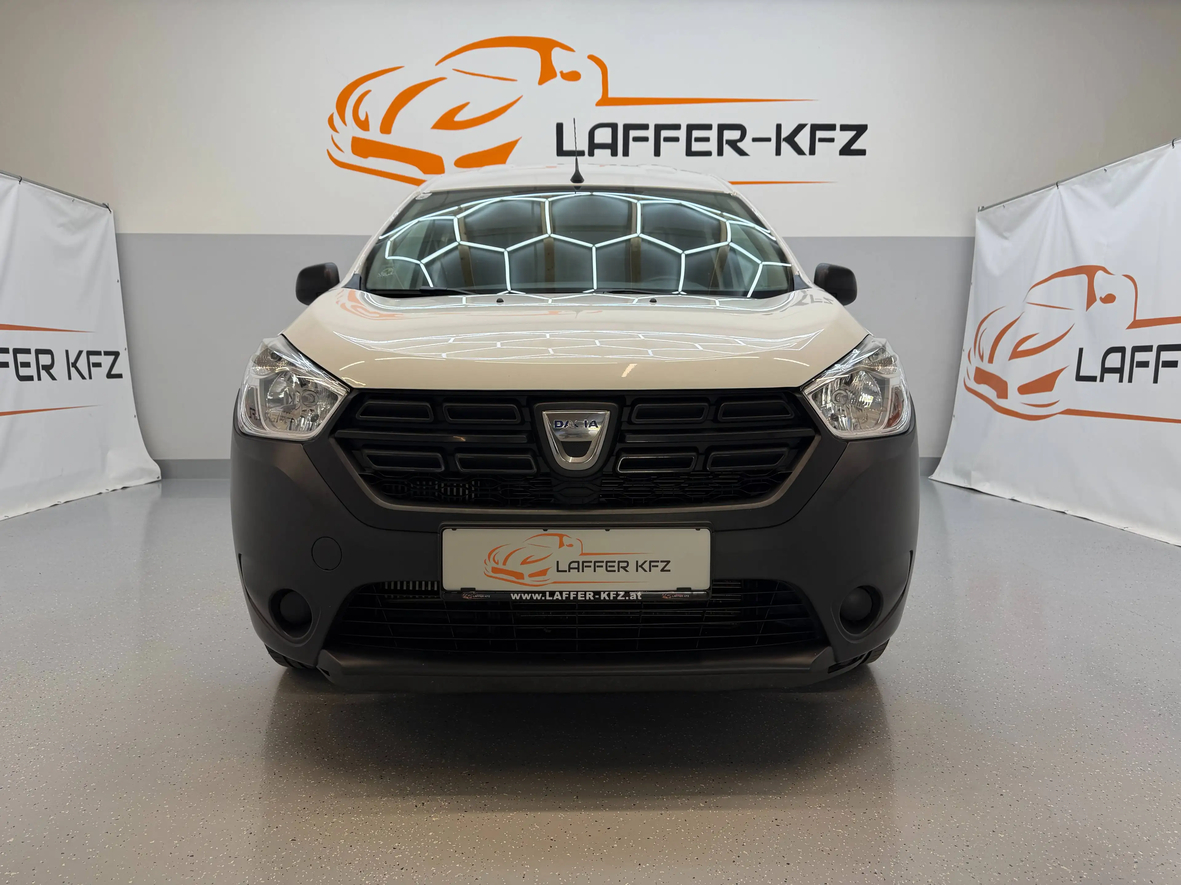 Dacia Dokker Comfort TCe 130 KLIMA PDC AHK — photo 6