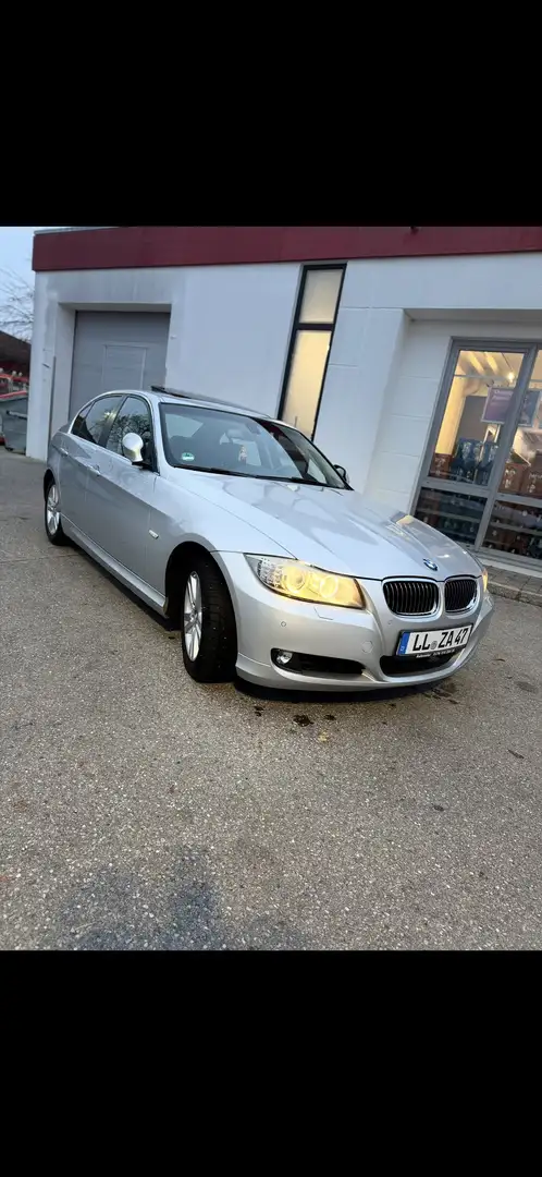 BMW 325 325i xDrive Серый - 2