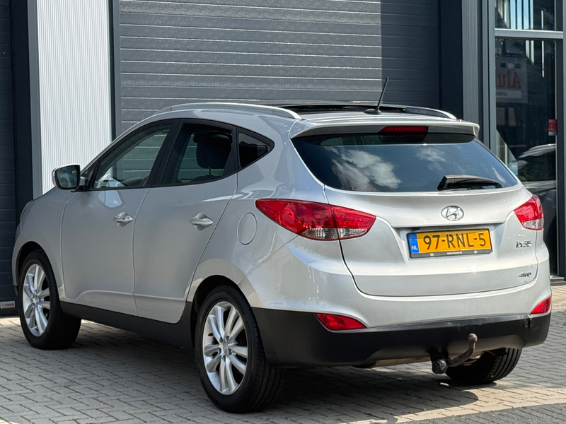 Hyundai iX35 2.0i 4WD i-Catcher / AUTOMAAT / SCHUIFDAK / NAP — photo 13