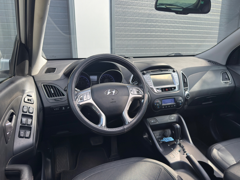 Hyundai iX35 2.0i 4WD i-Catcher / AUTOMAAT / SCHUIFDAK / NAP — photo 7