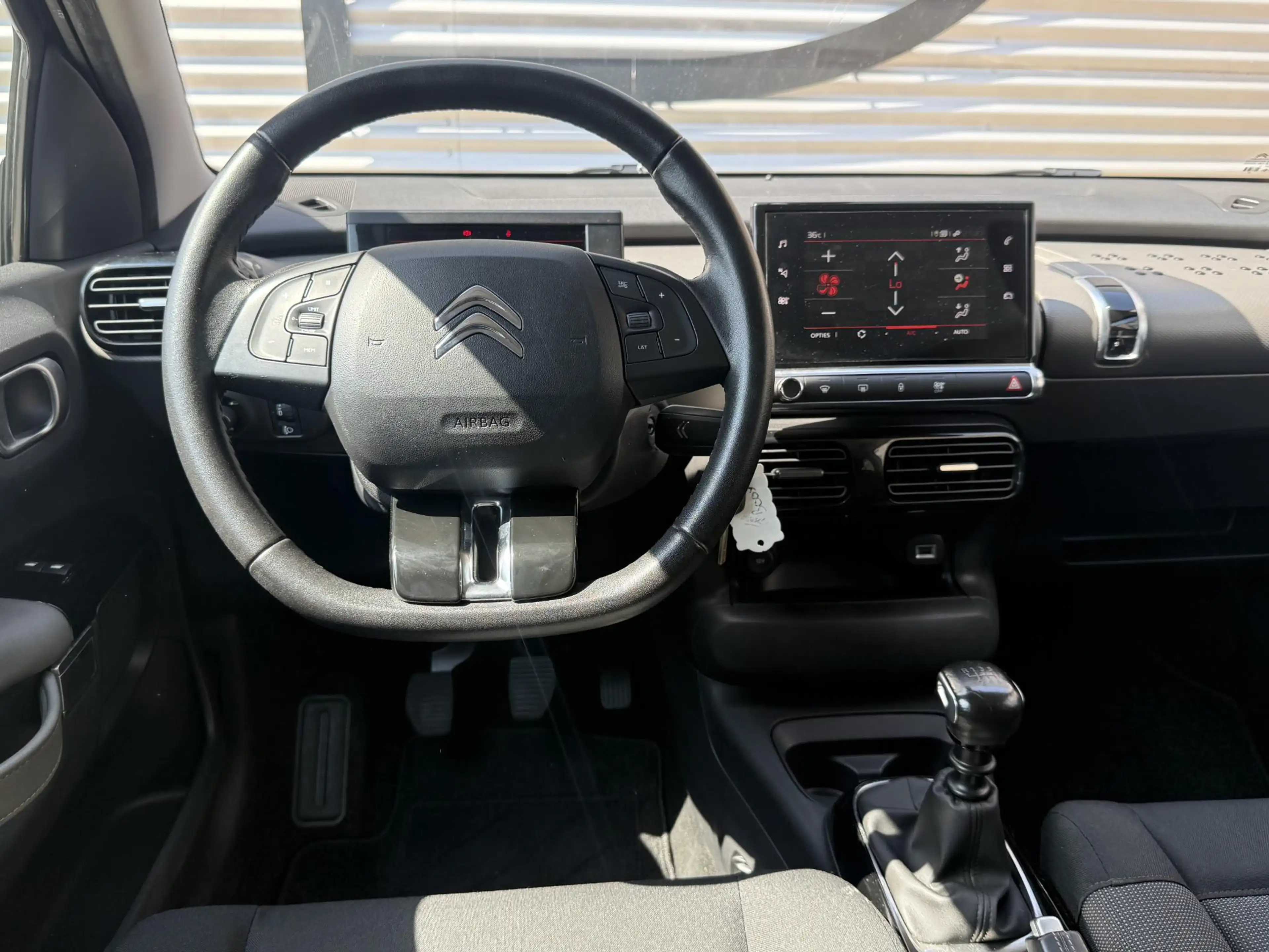 Citroen C4 Cactus 1.2 PureTech Origins 2e Eigenaar|Navi|D-riem vv in — photo 2
