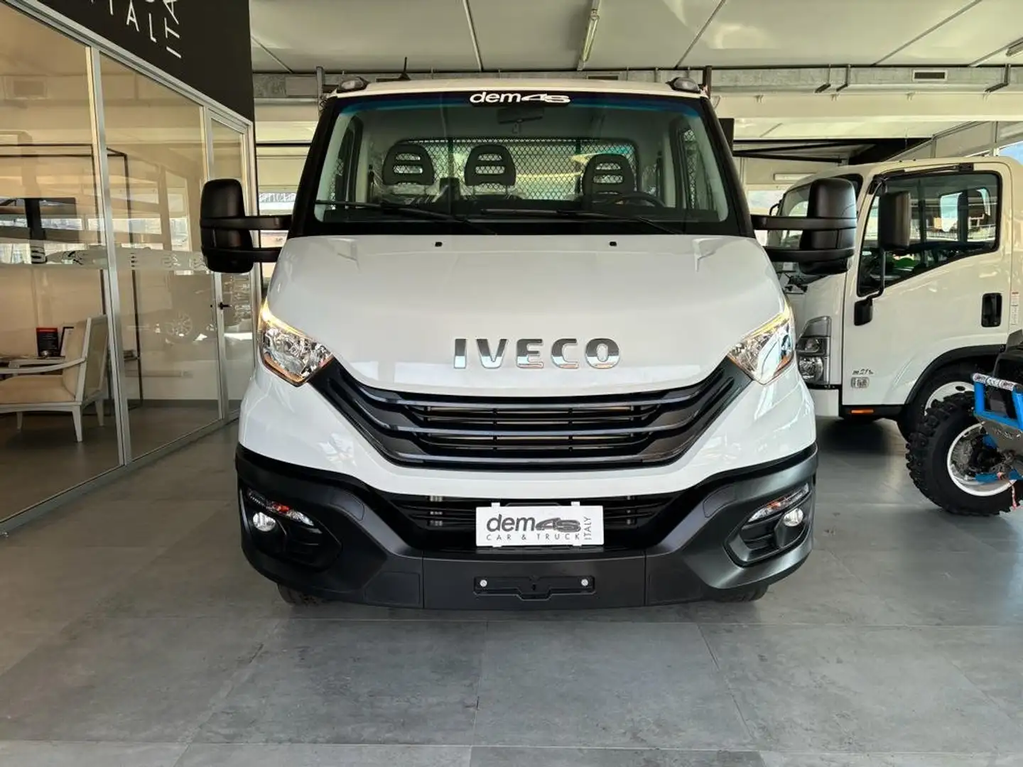 Iveco Daily 35- 180 L 4 Blanc - 1