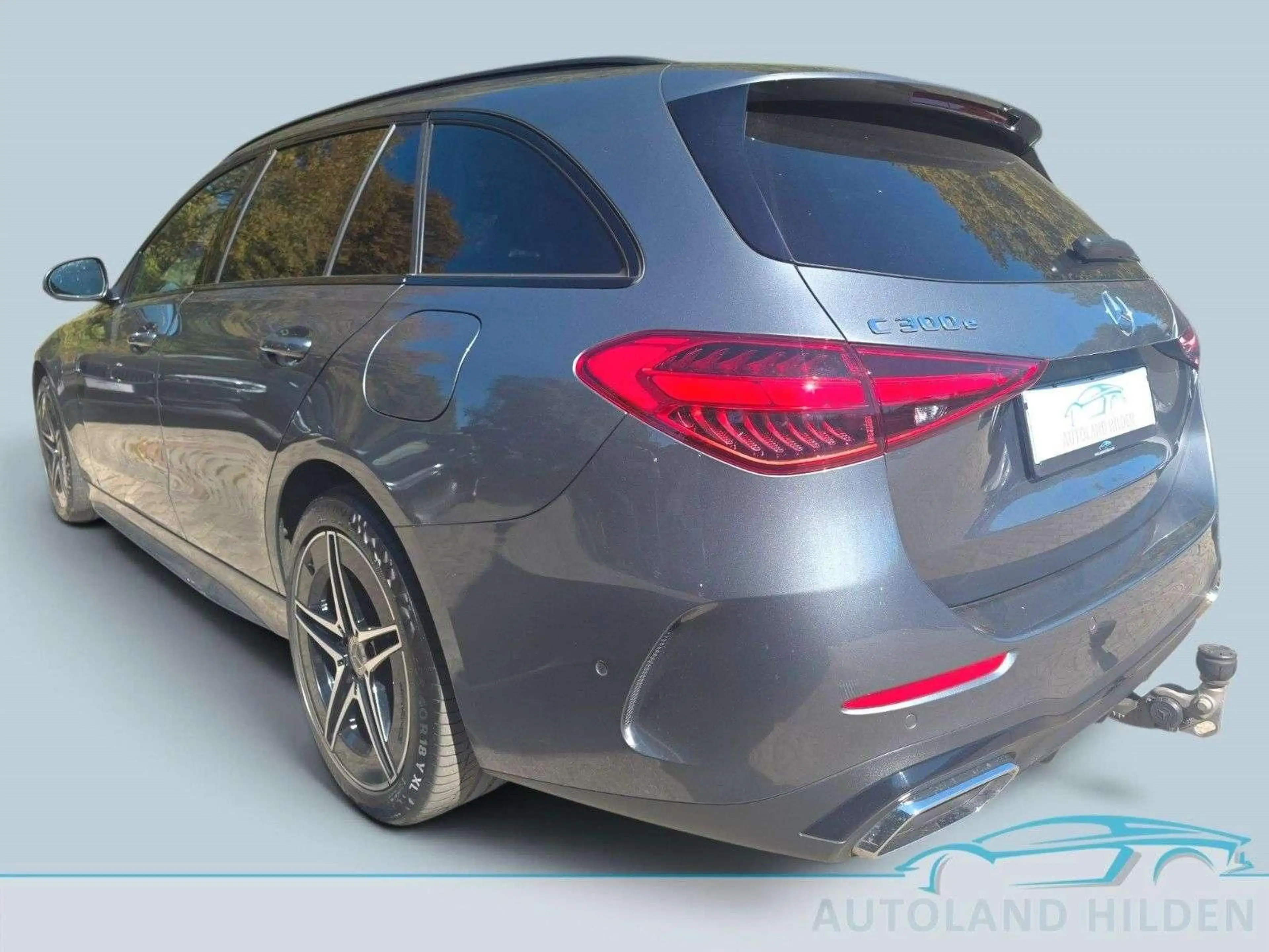 Mercedes-Benz C 300 e T-Modell Hybrid/AMG Line/Kamera/1Hand — photo 4