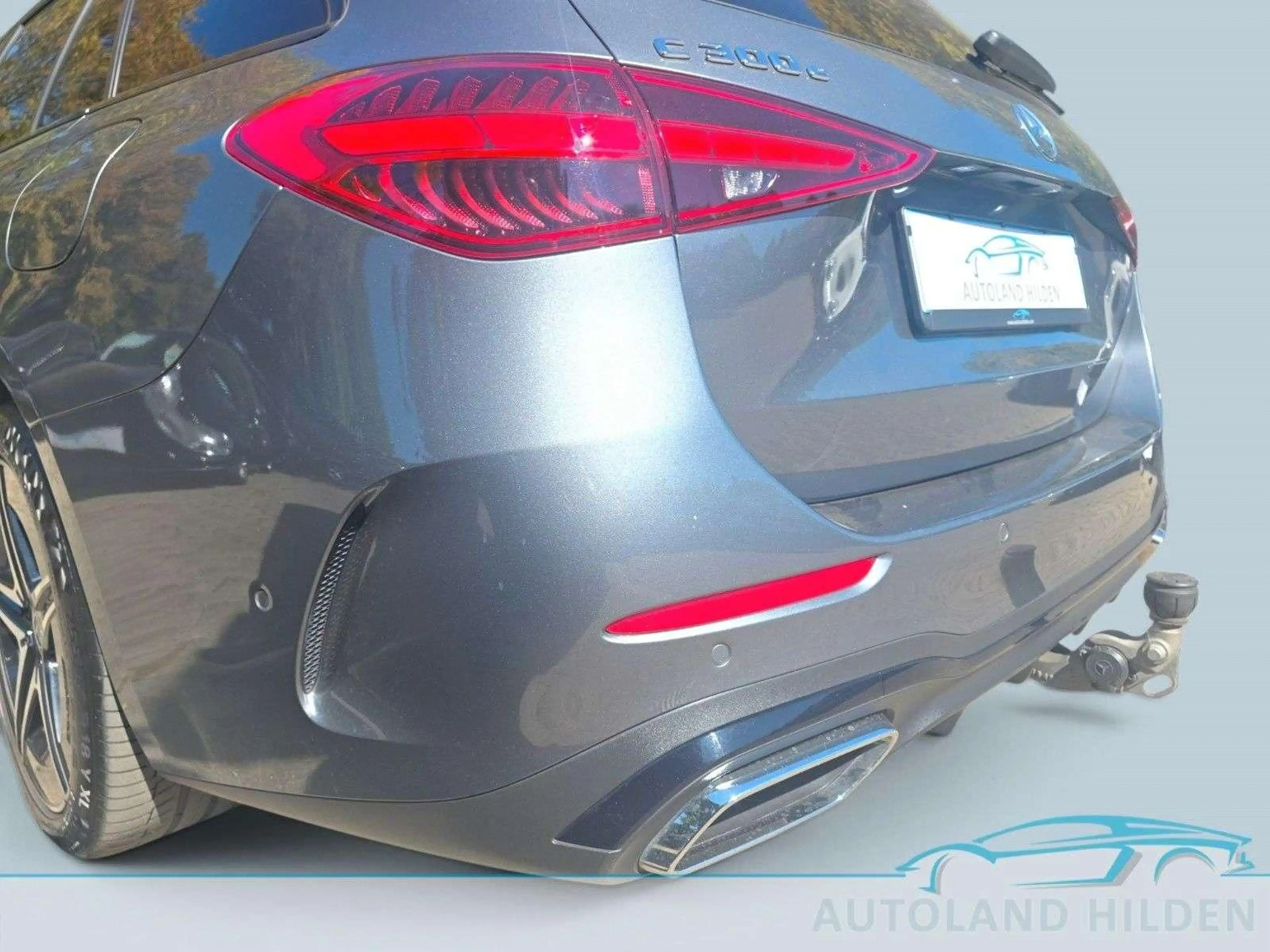 Mercedes-Benz C 300 e T-Modell Hybrid/AMG Line/Kamera/1Hand — photo 12