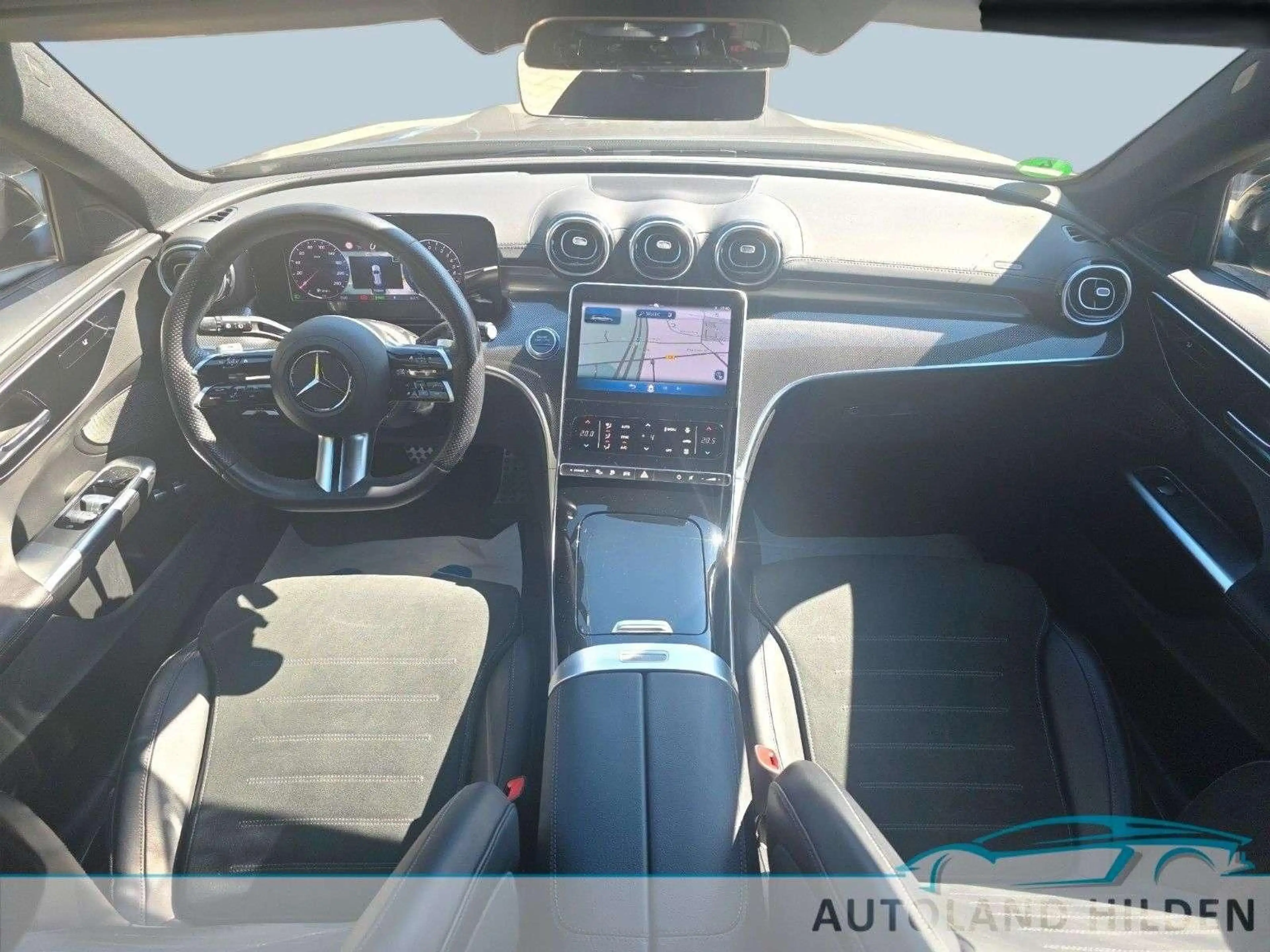 Mercedes-Benz C 300 e T-Modell Hybrid/AMG Line/Kamera/1Hand — photo 14