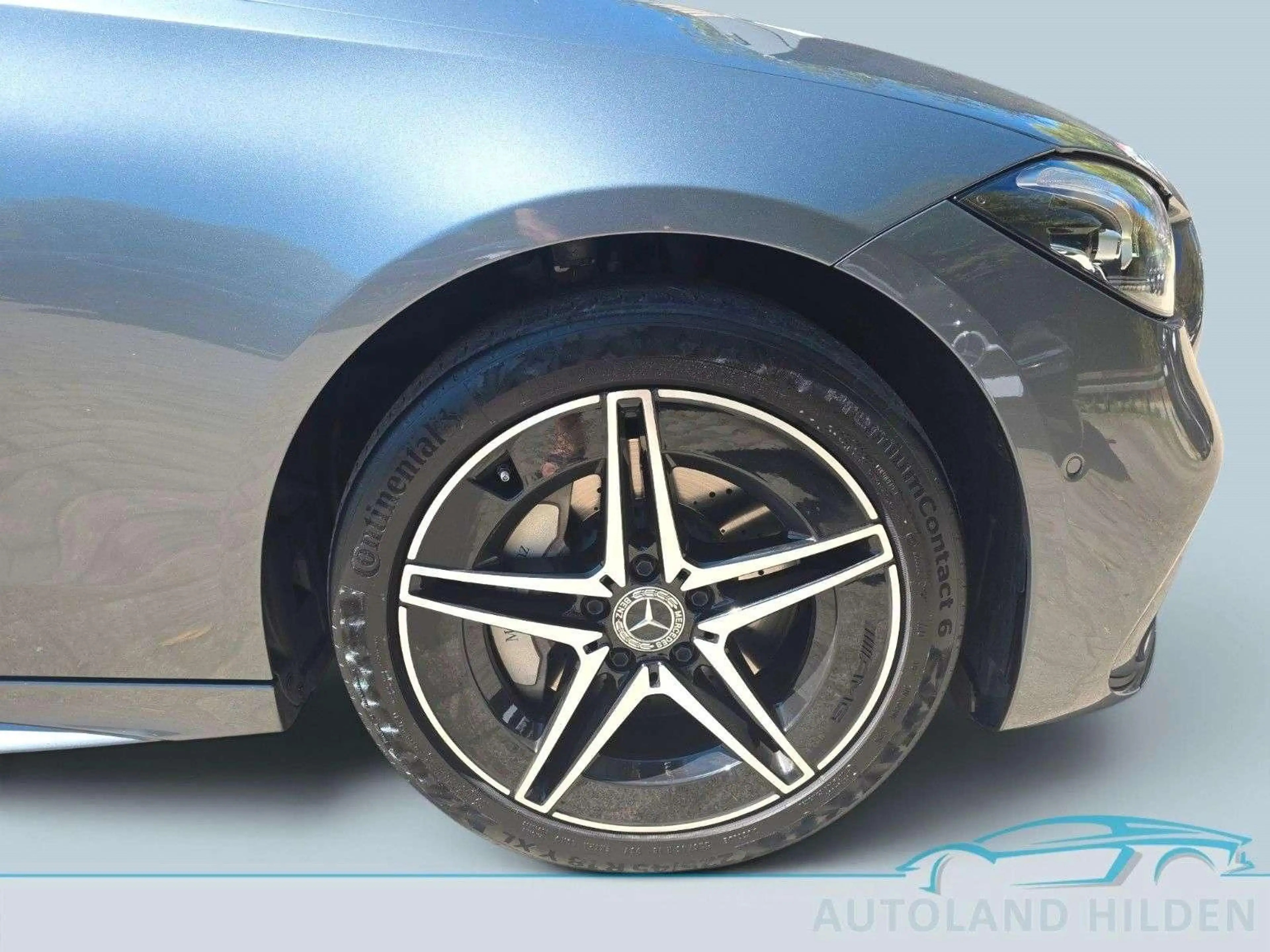 Mercedes-Benz C 300 e T-Modell Hybrid/AMG Line/Kamera/1Hand — photo 13