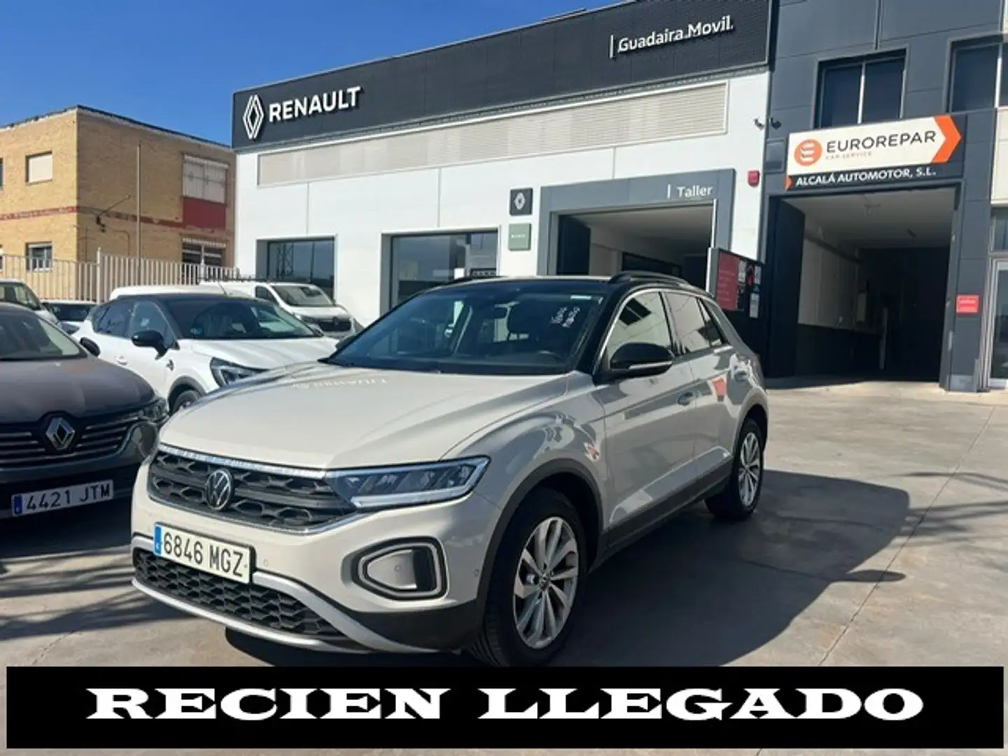 Volkswagen T-Roc 1.0 TSI Life 81kW Beige - 1