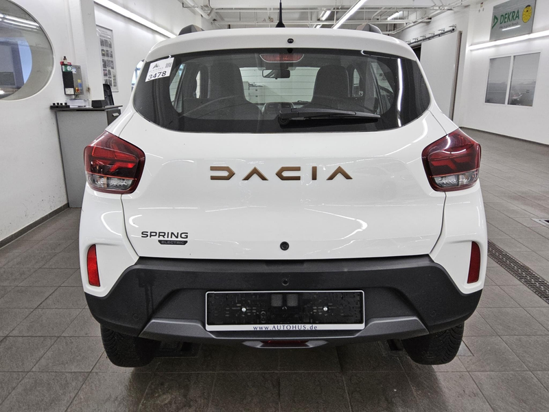 Dacia Spring Electric Extreme Leder Navi LED RFK — photo 10
