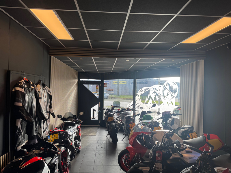 Suzuki V-Strom 1050 XTA BLACK EDITION ABS
