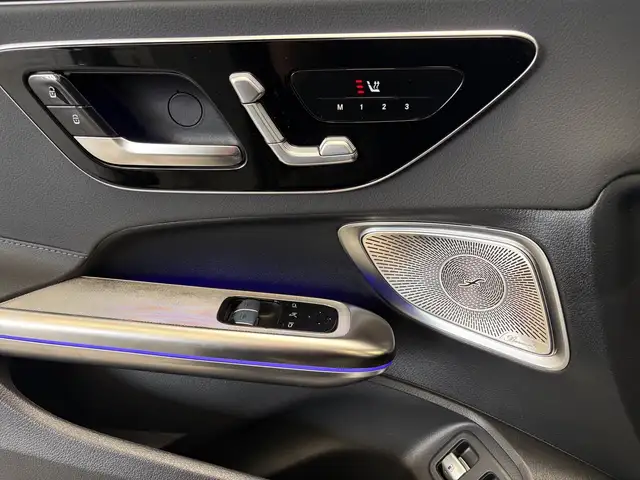 Mercedes-Benz CLE 300 e COUPE AMG LINE PANO SD DIG LI BURMESTER Ansicht 18