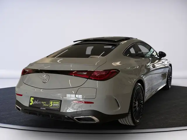 Mercedes-Benz CLE 300 e COUPE AMG LINE PANO SD DIG LI BURMESTER Ansicht 5