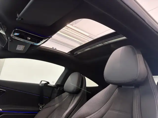 Mercedes-Benz CLE 300 e COUPE AMG LINE PANO SD DIG LI BURMESTER Ansicht 19