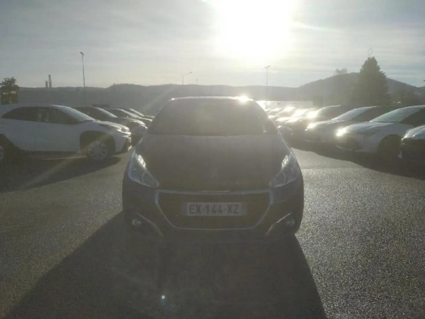 Peugeot 208 1.2 PureTech 82ch Style 5p Gris - 2