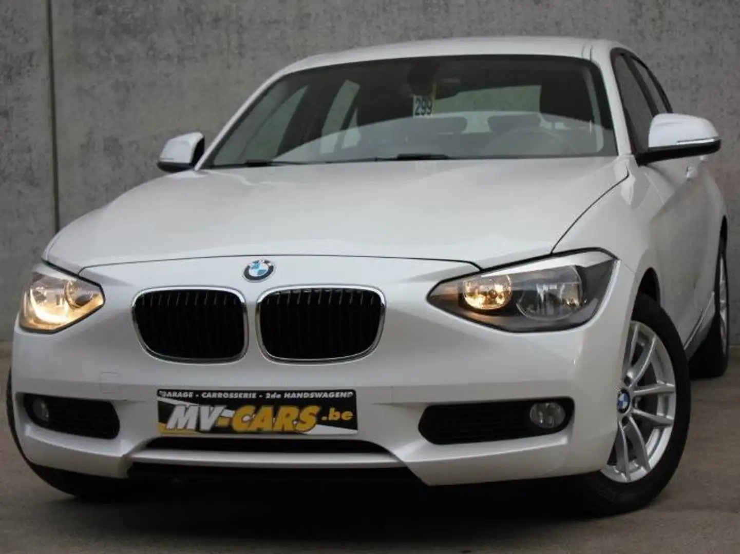 BMW 116 BMW 116i/ cruise control/scherm Blanc - 1