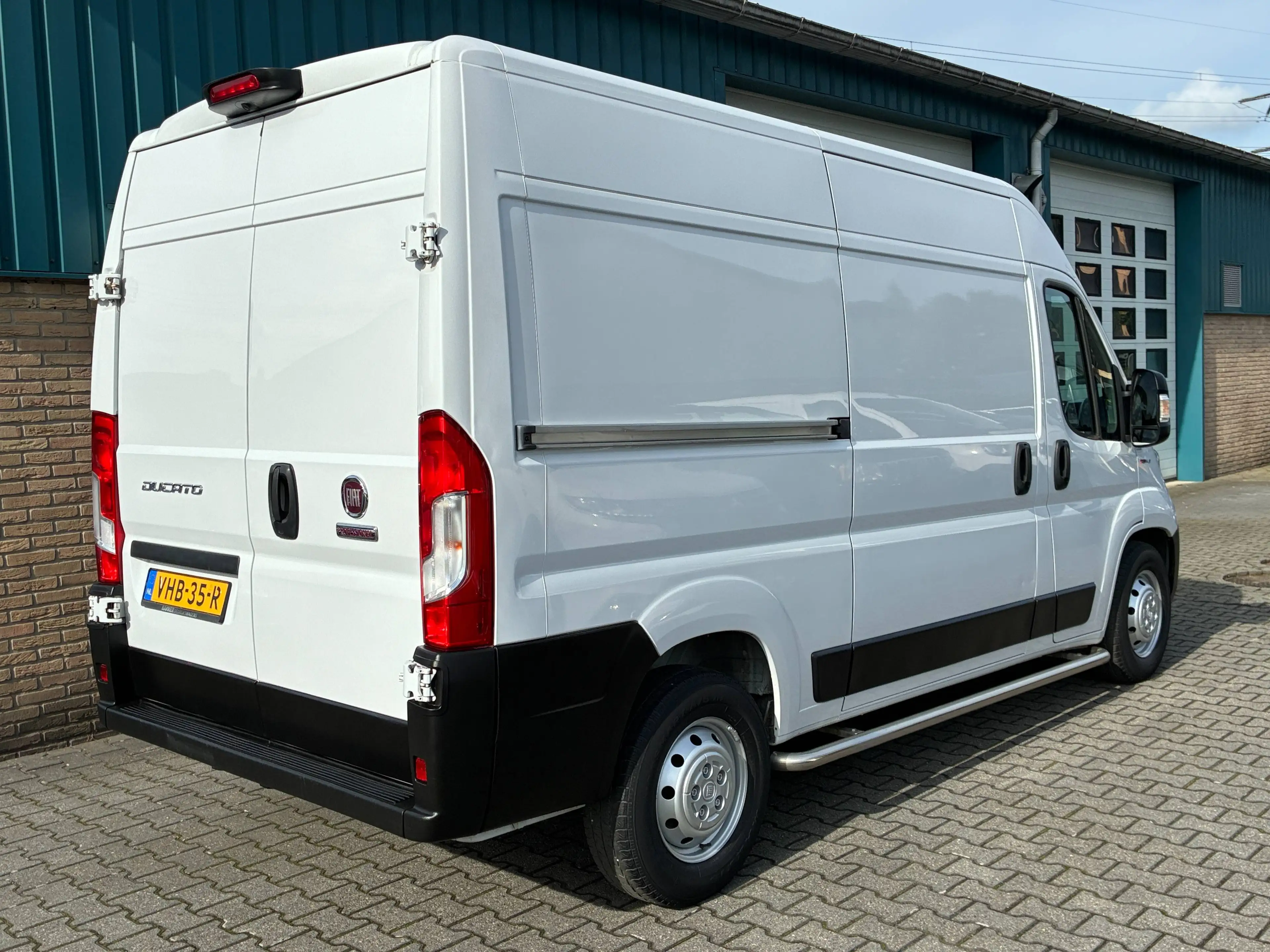 Fiat Ducato 33 2.3 MJ L2H2 Automaat Euro 6 — photo 3