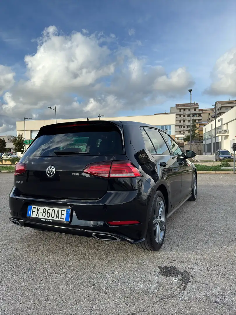 Volkswagen Golf 7.5 R-Line Benz. 115cv TSI 1.0 DSG Nero - 2