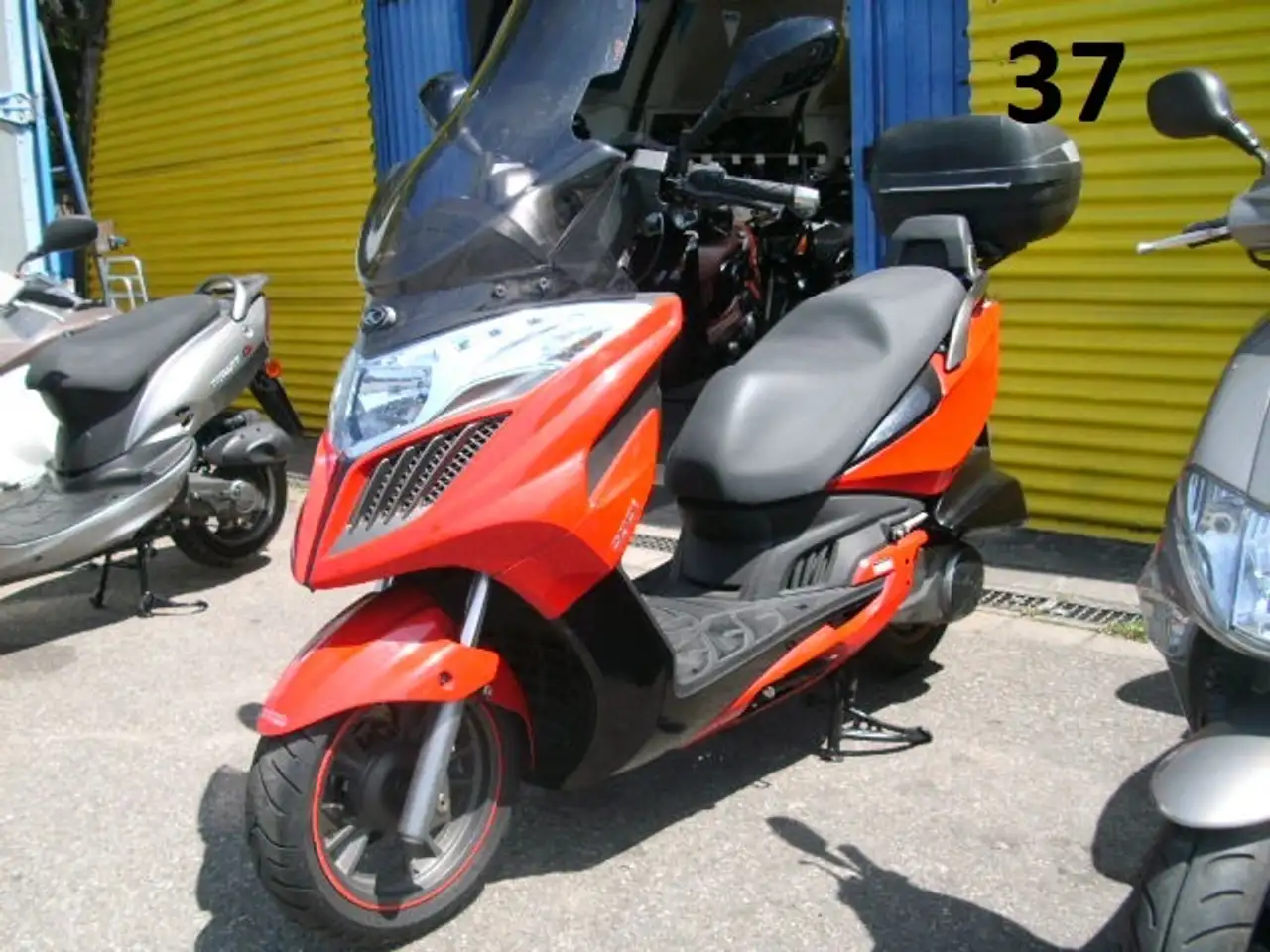 Kymco Grand Dink 300