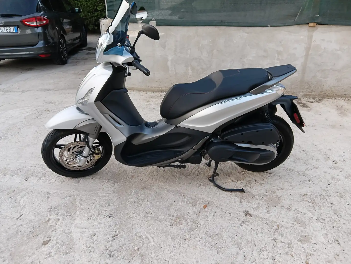 Piaggio Beverly 350 ABS-ASR S Argintiu - 2