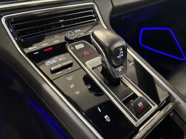 Porsche Panamera Turbo Aut. Ansicht 23