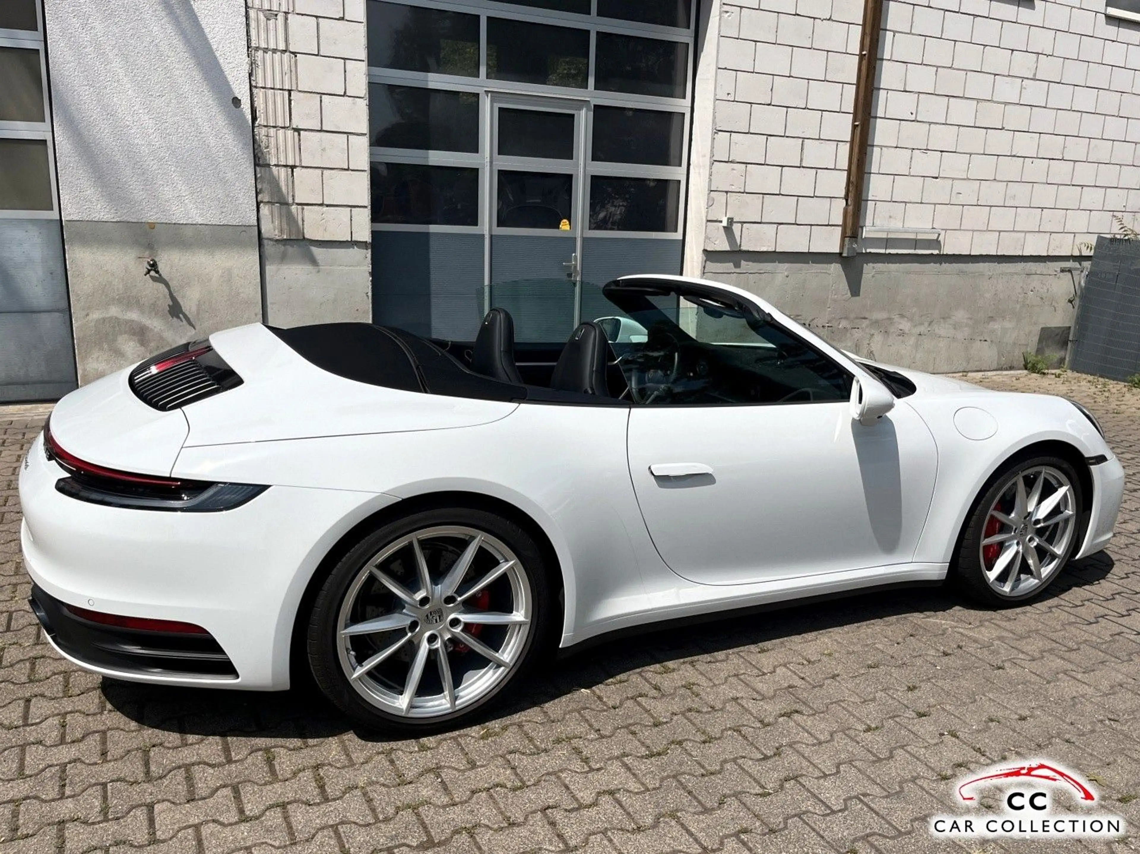 Porsche 992 Carrera 4S Cabrio 360°|SpChro|ACC|BOSE|PDLS+ — photo 12