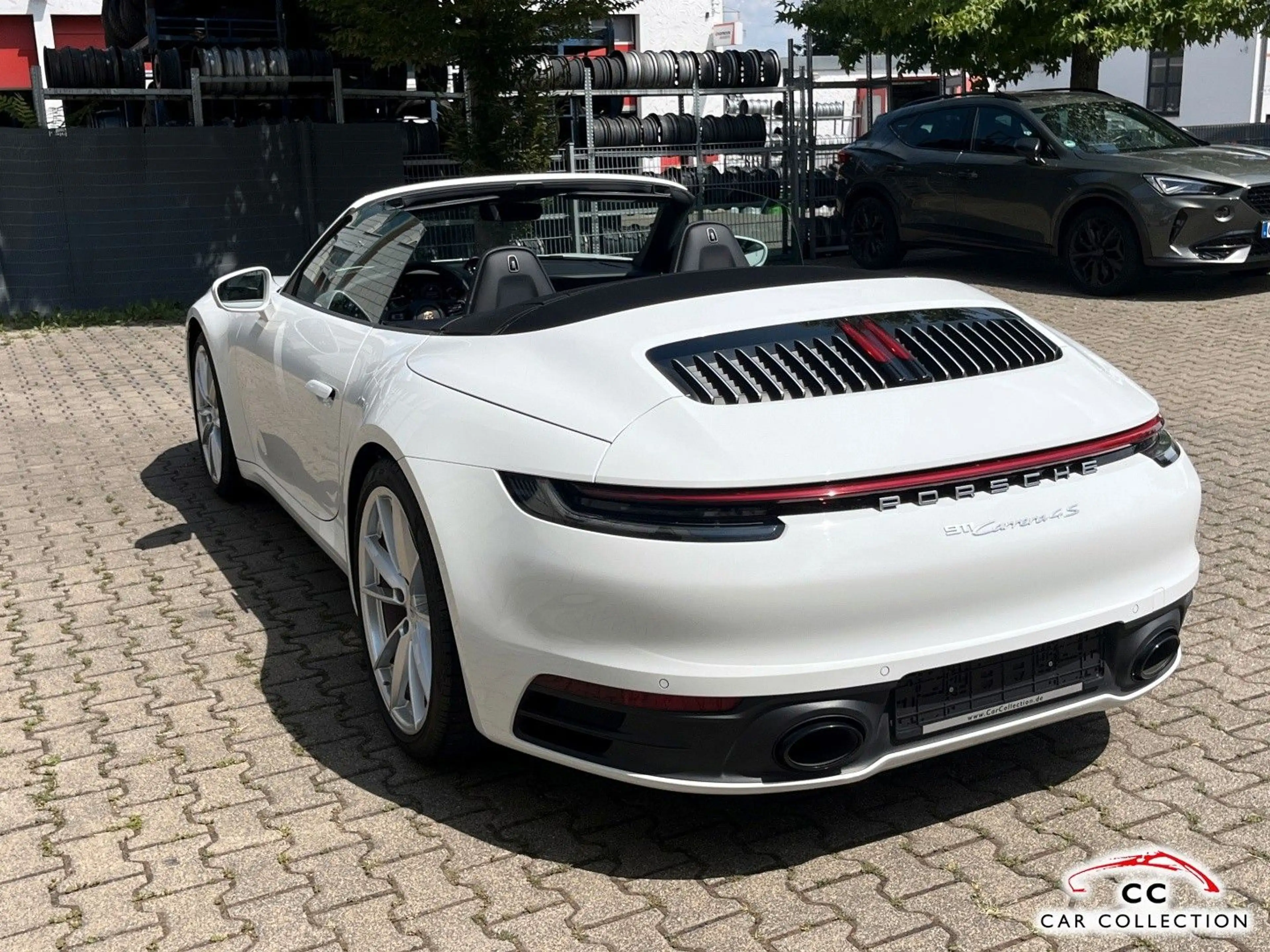 Porsche 992 Carrera 4S Cabrio 360°|SpChro|ACC|BOSE|PDLS+ — photo 10