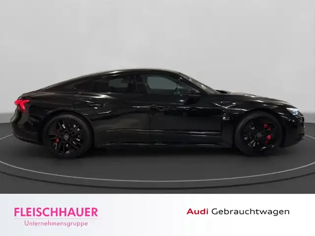 Audi E-Tron GT view 8