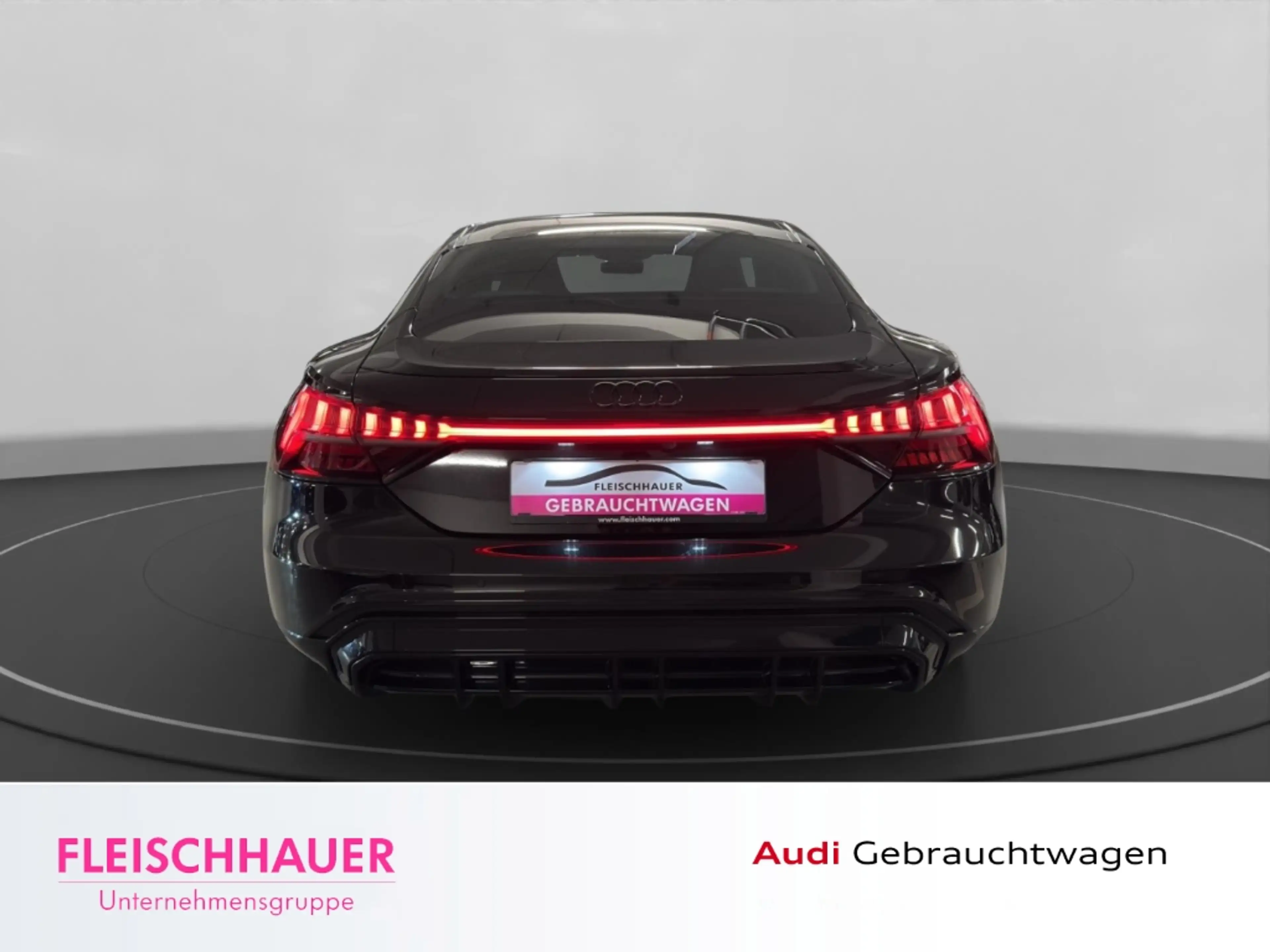 Audi e-tron GT qu. Matrix+Pano+HUD+B&O+21''+Luft+360°+Navi+App — photo 6