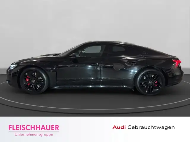 Audi E-Tron GT view 3