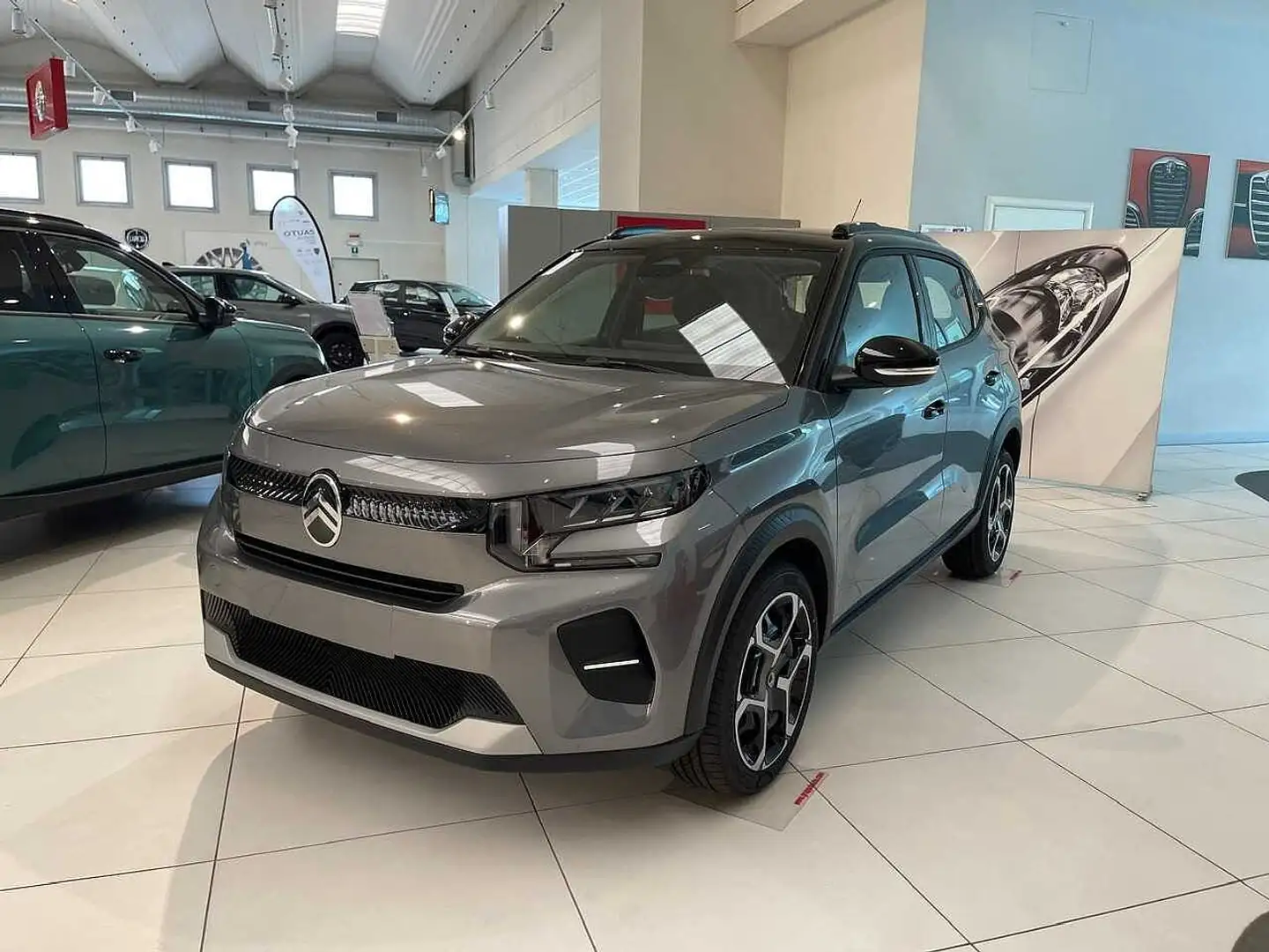 Citroen C3 PureTech 100 S&S Plus Grigio - 1