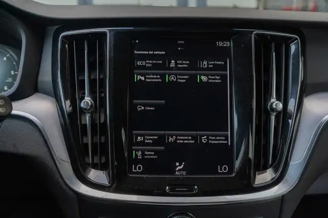 Volvo V60 view 12