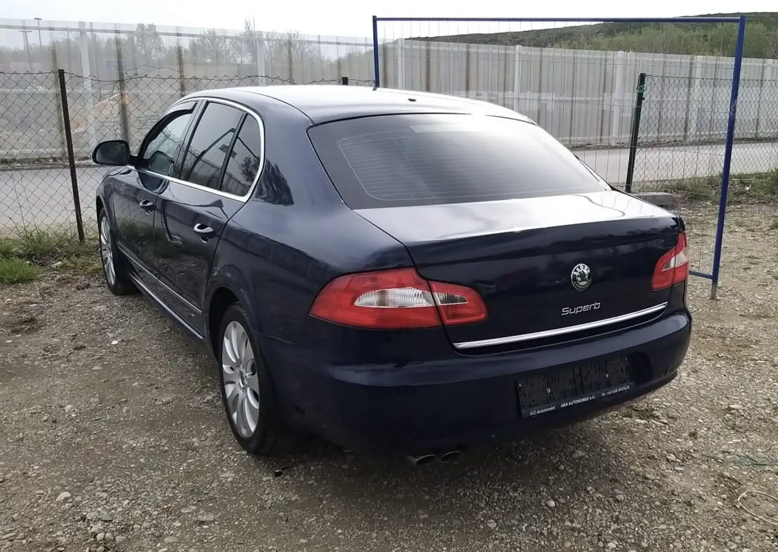 Skoda Superb Elegance 2,0 TDI CR DPF - 2