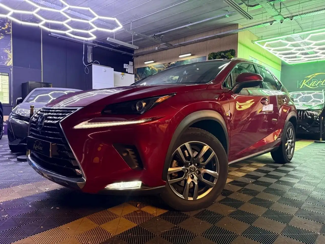 Lexus NX 300h