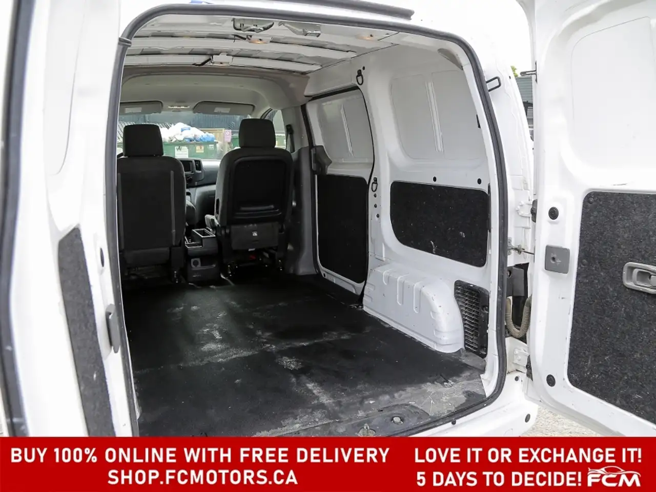 Nissan NV200 photo Nissan NV200