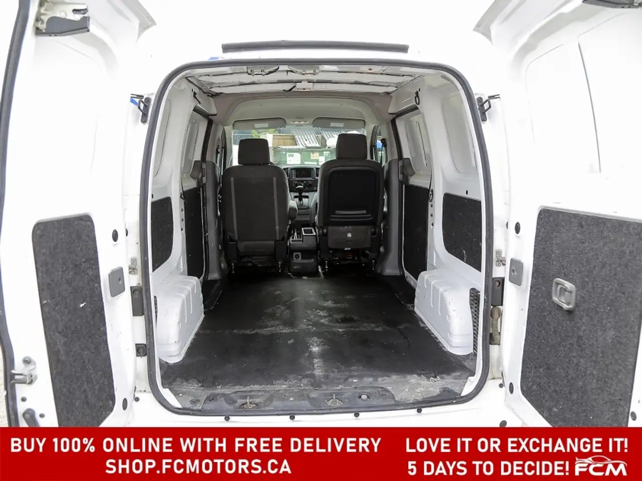 Nissan NV200 photo Nissan NV200