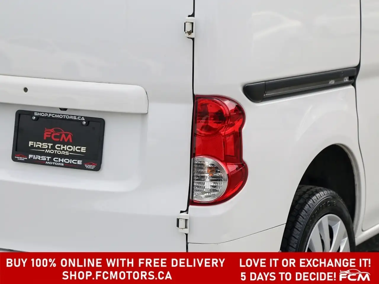 Nissan NV200 photo Nissan NV200