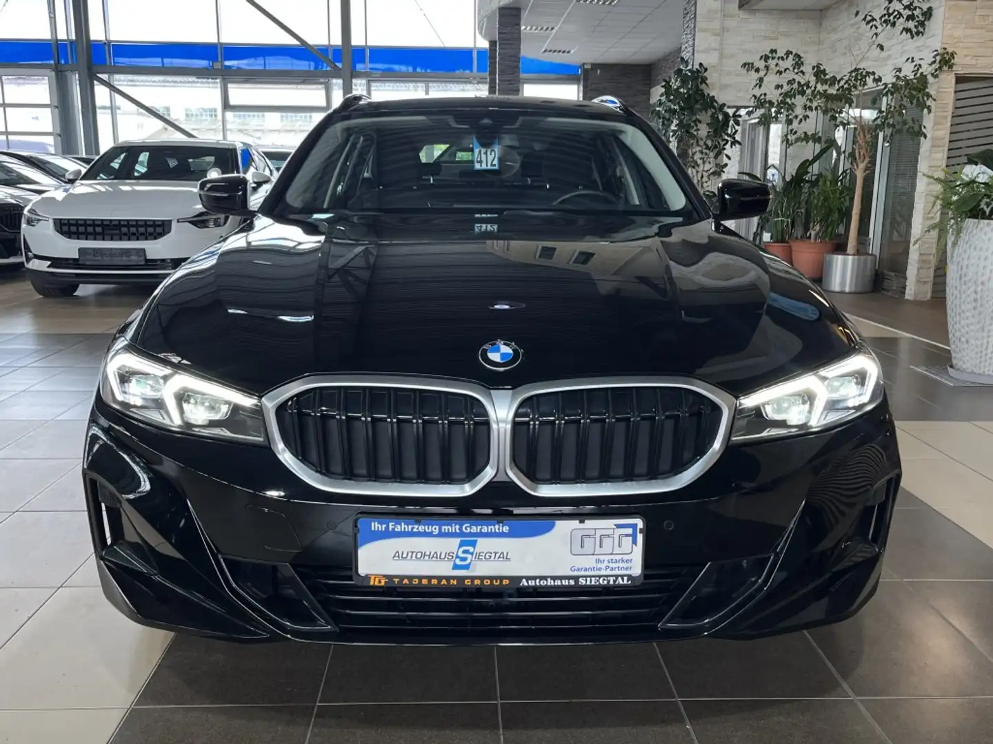 BMW 318 Mild-Hybrid AHK CurvedDisplay LED HiFi-Sound Schwarz - 2