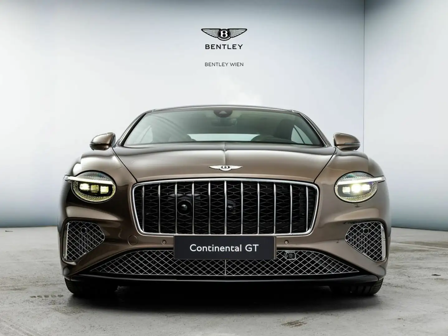 Bentley Continental GT Azure V8 Hybrid Braun - 2